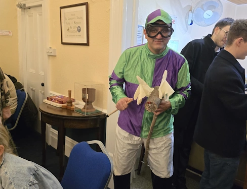 The Jockey arrives to the Race Meet